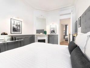 4 bedrooms, desk, iron/ironing board, free WiFi