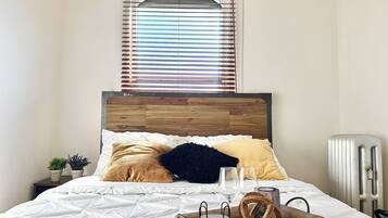 2 bedrooms, iron/ironing board, travel crib, free WiFi
