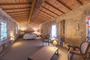 La Petite Maison du Jardinier | Iron/ironing board, free WiFi - Château de Campuget (Manduel)