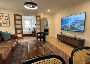 アイロン / アイロン台、WiFi、ベッドシーツ