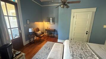 Desk, free WiFi, bed sheets