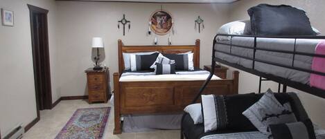 2 bedrooms, WiFi, bed sheets