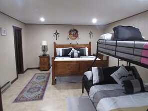 2 bedrooms, WiFi, bed sheets