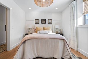 1 bedroom, iron/ironing board, WiFi, bed sheets