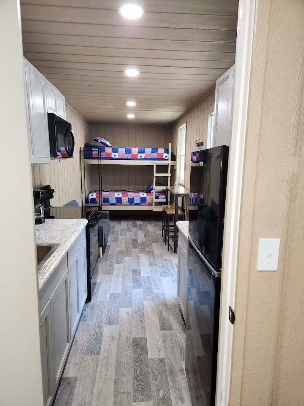 1 habitación y ropa de cama 