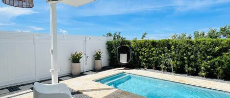 屋外プール、温水プール