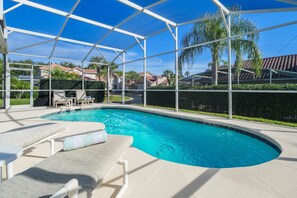 Beheizter Pool