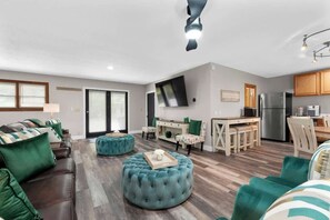 Televisión, oficina