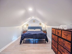 4 Schlafzimmer, Bügeleisen/Bügelbrett, WLAN, Bettwäsche