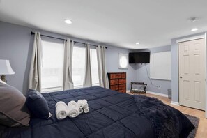 4 chambres, fer et planche à repasser, Wi-Fi, draps fournis