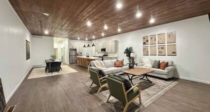 3 bed 2 bath with Garage and open floor plan on 2nd story 20 mins from Bear Lake