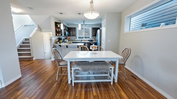 تناول الطعام