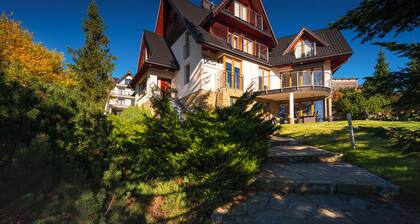 Welcoming VILLA PARK bed & breakfast in Bukowina Tatrzańska