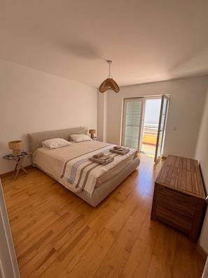 3 chambres, fer et planche Ă repasser, accĂšs au Wi-Fi (inclus)