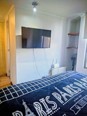2 Schlafzimmer, Bügeleisen/Bügelbrett, Internetzugang, Bettwäsche