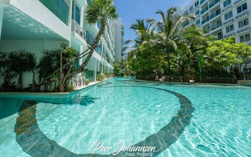 Amazon residence - One bedroom Pool view apartment Pattaya Jomtien beach