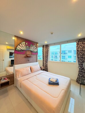 1 bedroom, in-room safe, free WiFi, bed sheets - Amazon residence - One bedroom Pool view apartment Pattaya Jomtien beach (Pattaya City)