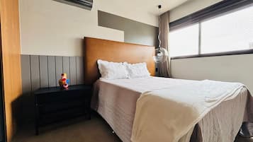 Superior Apartment | Individually decorated, individually furnished, desk, laptop workspace