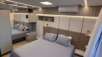 Deluxe-lejlighed | Individuelt design, individuel indretning, skrivebord