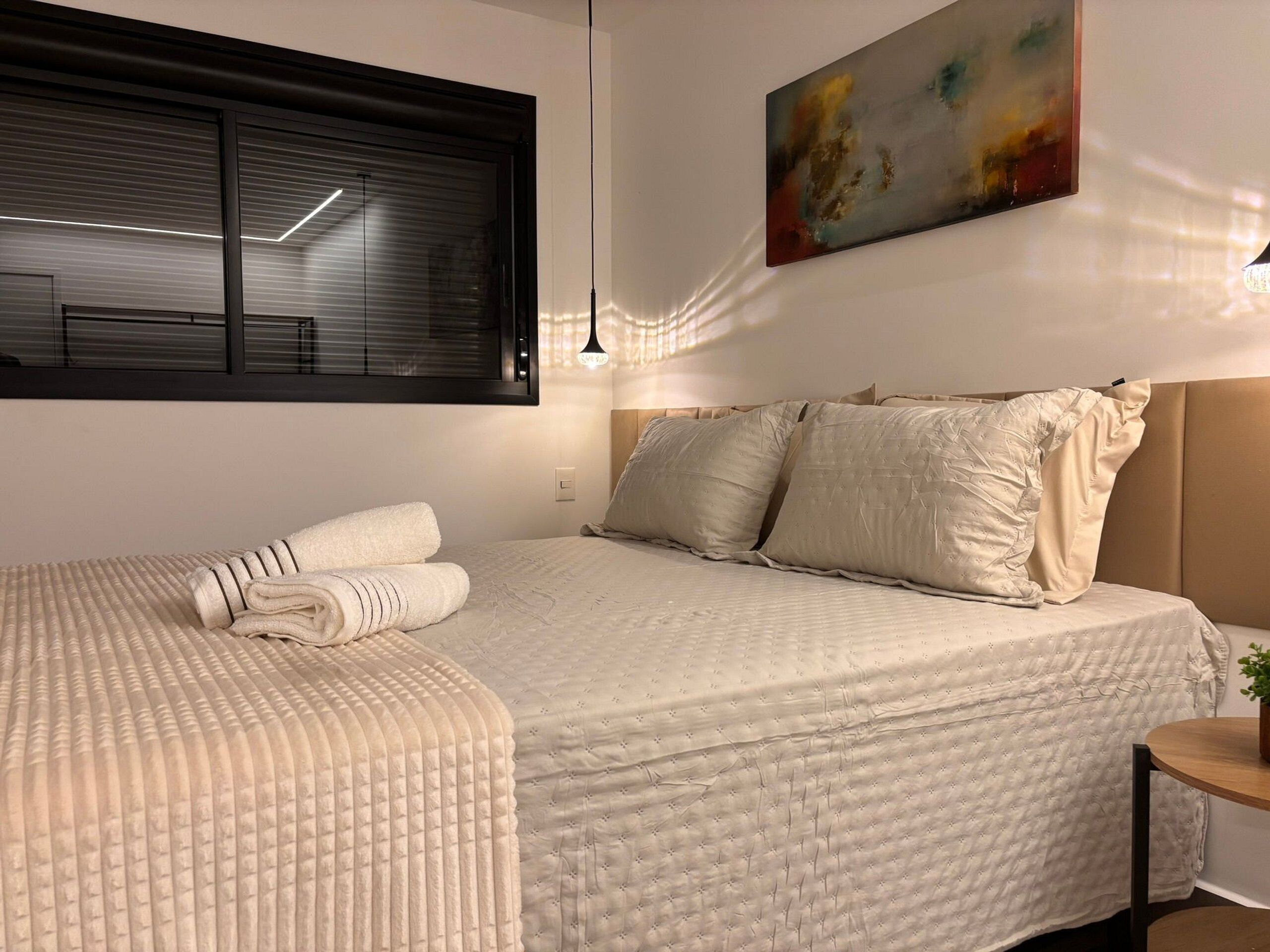 Decoración personalizada, muebles diferentes y escritorio 
