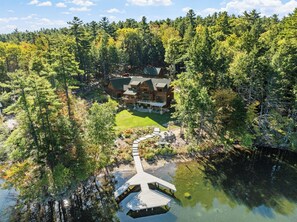 Exterior - Spacious Waterfront 6-bedroom Country House in Charming Meredith (Meredith)