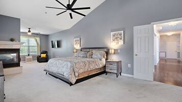 4 bedrooms, iron/ironing board, WiFi, bed sheets