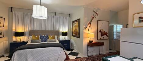 1 habitación, escritorio, tabla de planchar con plancha y wifi gratis