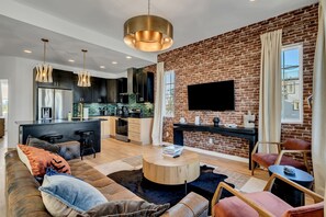 TV connectée, chaßne hi-fi