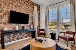 TV connectée, chaßne hi-fi