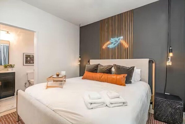 2 bedrooms, iron/ironing board, travel cot, free WiFi