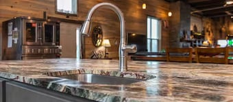 Private Retreat in the Palisades on the Bourbon Trail