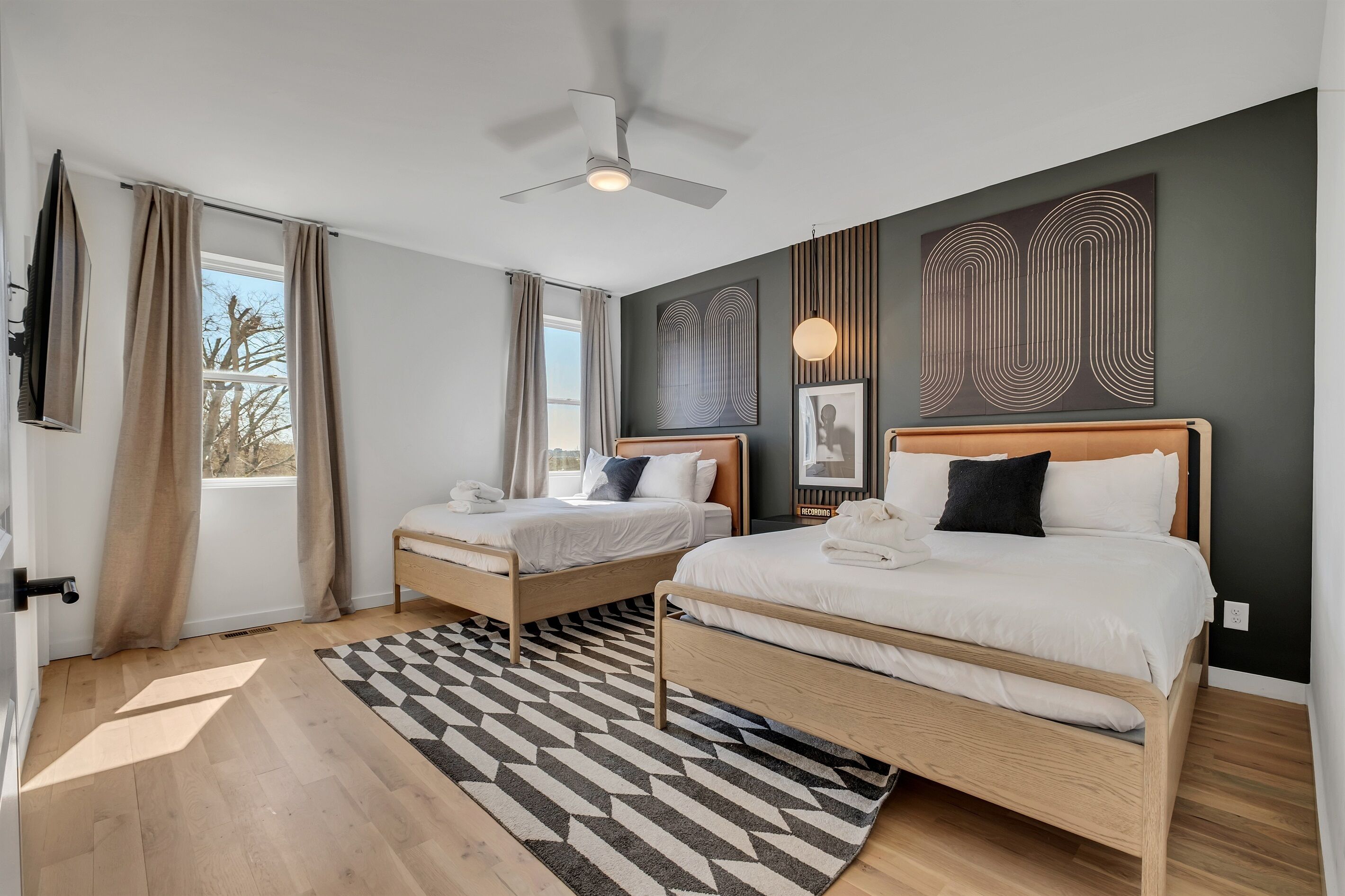 3 chambres, fer et planche à repasser, Wi-Fi gratuit, draps fournis