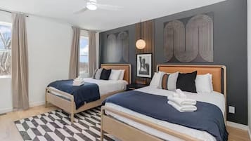 3 bedrooms, iron/ironing board, free WiFi, bed sheets