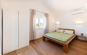 4 quartos, berço de viagem, Wi-Fi de cortesia