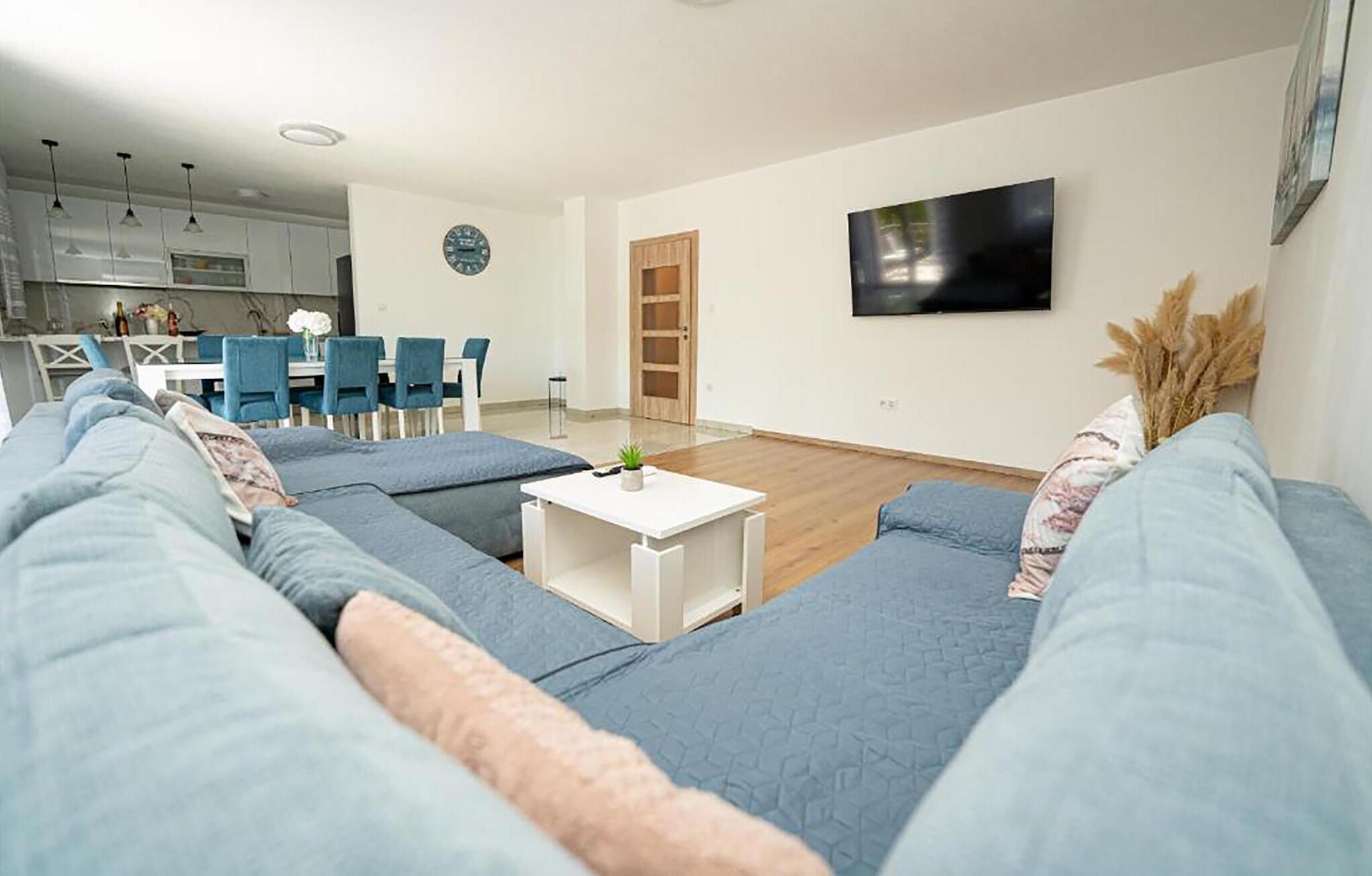Cozy Apartment In Zmijavci - Makarska Riviera