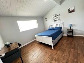 3 slaapkamers, een bureau, een strijkplank/strijkijzer, gratis wifi