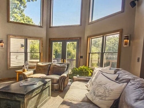 Winter Retreat in Howell, Michigan Near Mt Brighton Ski Resort