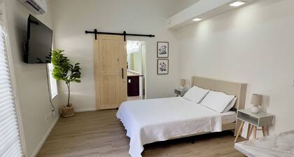 Peaceful Studio Minutes from the Action – Vegas Fun, Your Way!