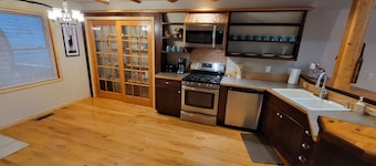 Private Chalet minutes from golf, skiing, downtown Bellaire and much more!