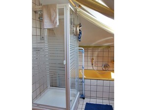 Towels, toilet paper