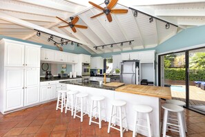 Apartment, Ocean View | Private kitchen