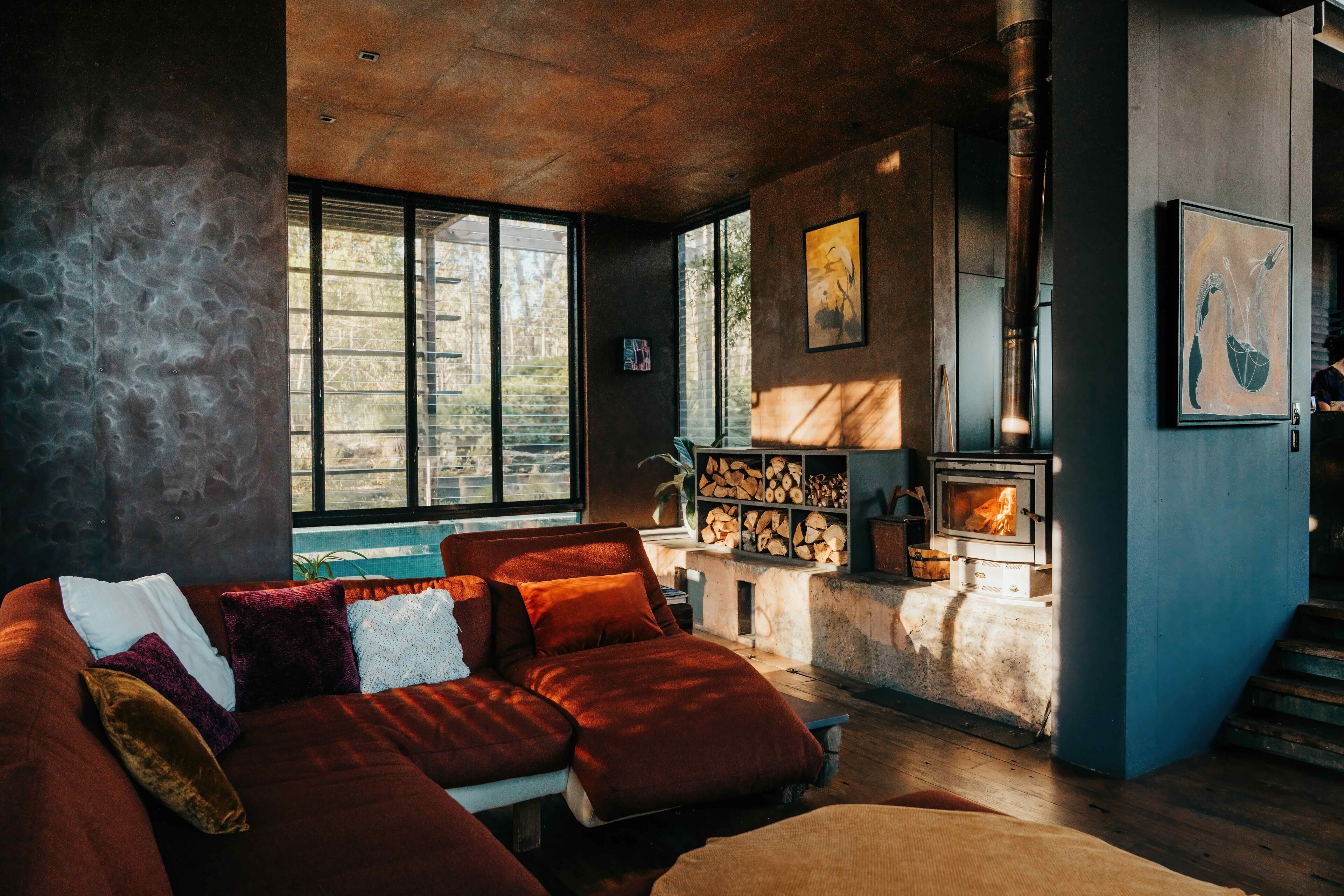 المنشأة من الداخل