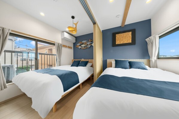 3 عدّة غرف نوم وواي فاي وملاءات أسرّة