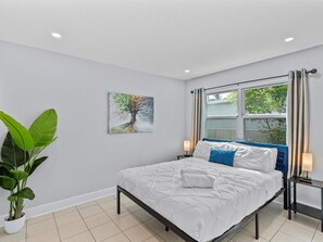 4 Schlafzimmer, Bügeleisen/Bügelbrett, WLAN, Bettwäsche