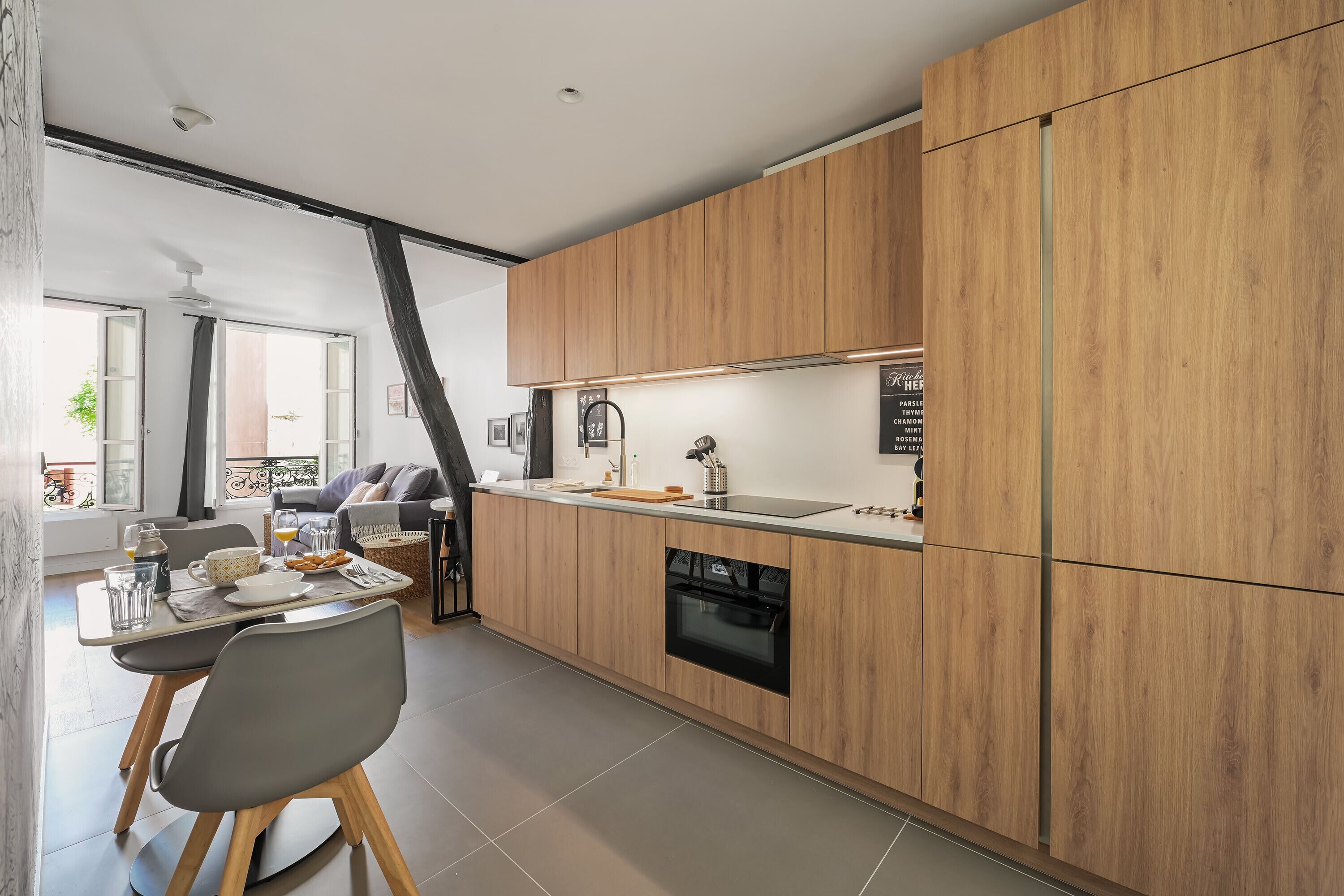 Fridge, microwave, oven, dishwasher