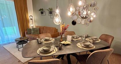 Tonight Apartments I Steinstraße I Stylish living near the spa gardens