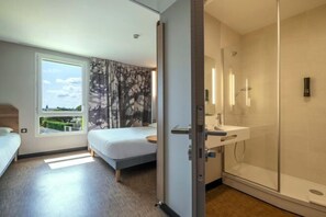 Room - B&B Hotel Saintes (Saintes)