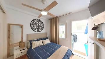 2 slaapkamers, een strijkplank/strijkijzer, wifi, beddengoed