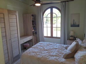 4 chambres, fer et planche à repasser, accès Internet, draps fournis