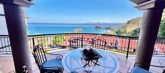 Ocean view and walk to beach